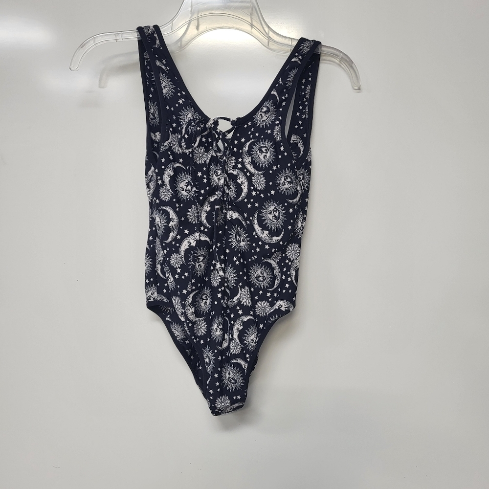 Ele Swims One Piece Black & White Sun & Moon Front Lace-Up Swimsuit Size Small